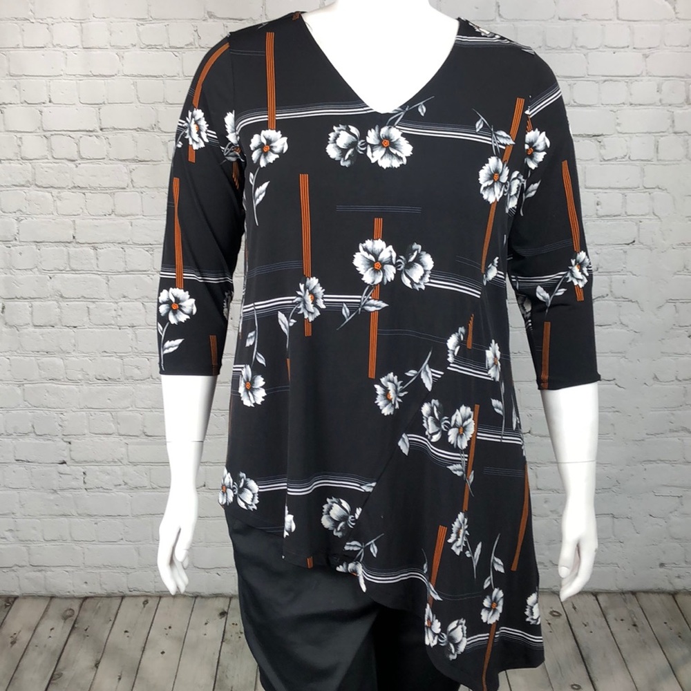 Alfani Black Floral Asymmetrical Top Plus Size 1X - Picture 2 of 5